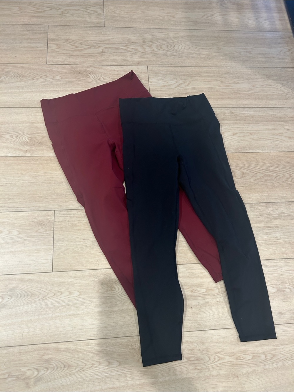 Fabletics High-Waist Leggings Duo in Black and Burgundy